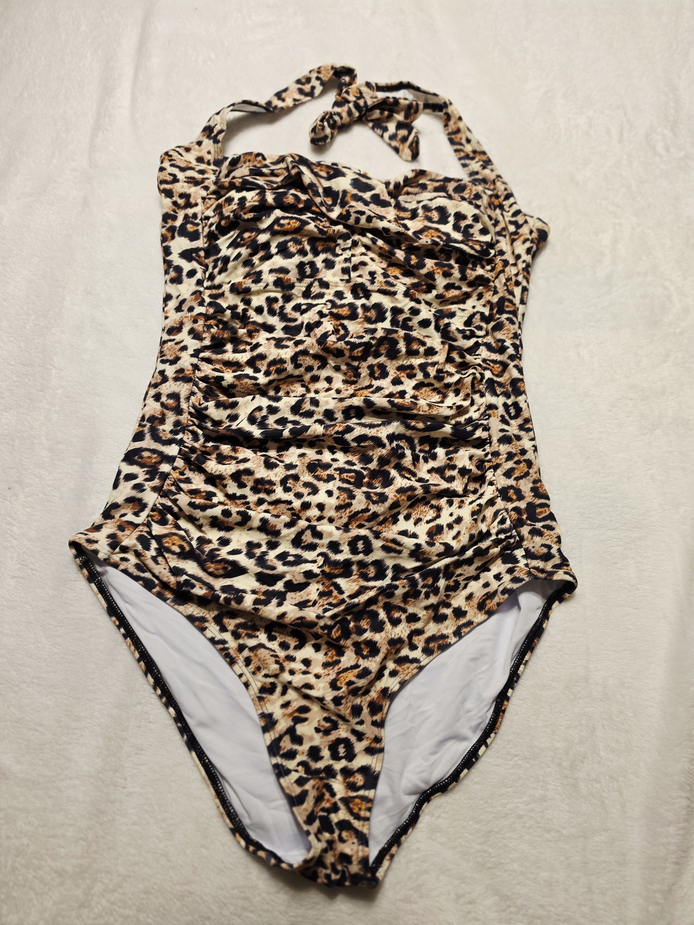 Cupshe Leopard Print One-Piece Tummy Control Swimsuit - Tan/Black